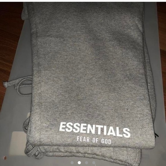 🚨 NWT 🚨 Fear of God Essentials Sweatpants - Picture 2 of 4